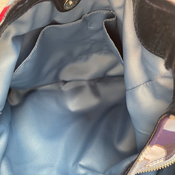 Coach - Picture 4 of 5